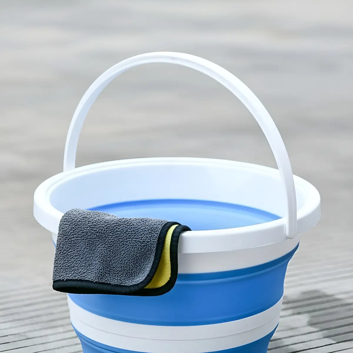 Balde Plegable En Silicona 20L